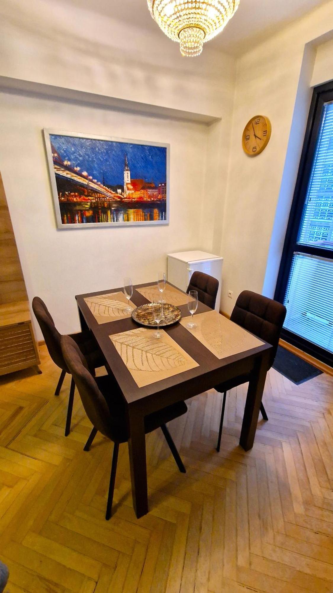 3 Room City Center Apartment By Bratislavatrip المظهر الخارجي الصورة